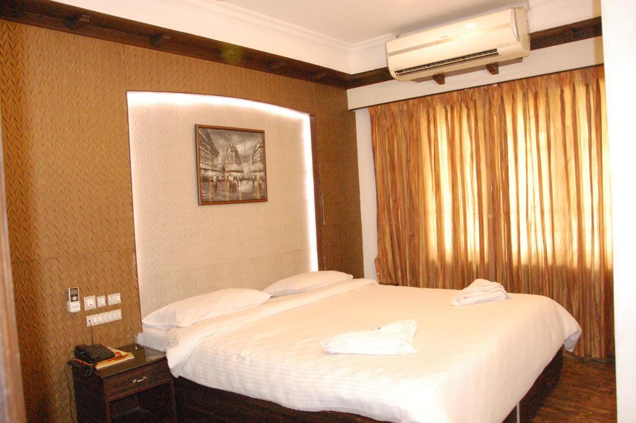 Hotel Blue Star Coimbatore Luaran gambar